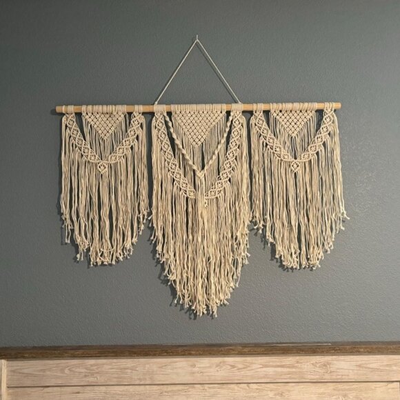 NEW large macrame wall hanging - Boho Tapestry Macrame Wall Decor Art - Picture 3 of 10